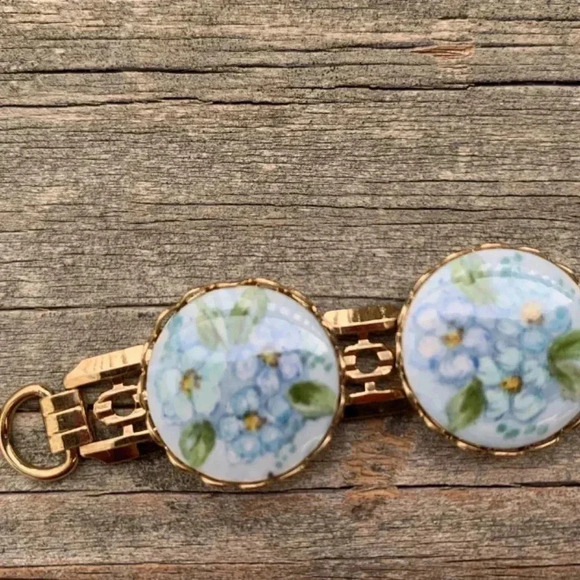 Jewelry - Vintage MCM Hand Painted Porcelain Floral Cabochon Bracelet Gold Tone